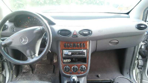  MERCEDES-BENZ CLASE A (BM 168) 