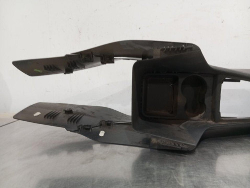  CONSOLA CENTRAL SEAT TOLEDO (KG3) 