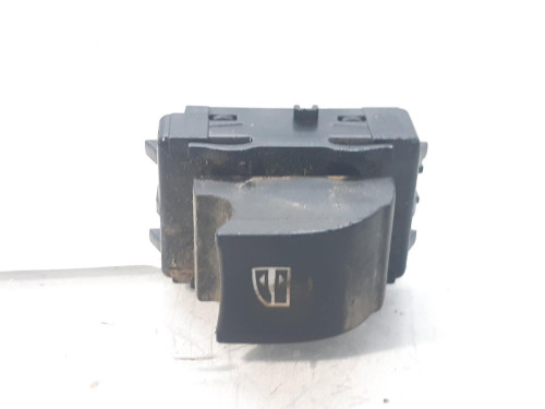 MANDO ELEVALUNAS DELANTERO DERECHO RENAULT LAGUNA III BERLINA 