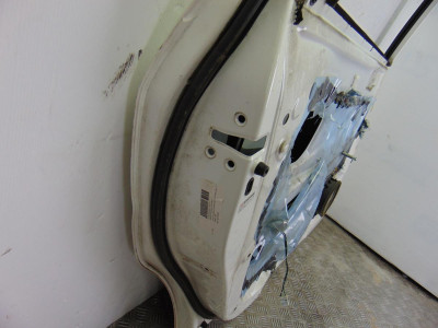 PUERTA TRASERA IZQUIERDA, TOYOTA, COROLLA VERSO (R1)