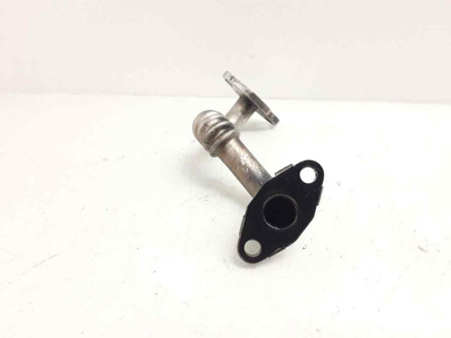 TUBO FORD FOCUS BERLINA (CAP) 