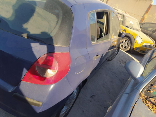  TAPA EXTERIOR COMBUSTIBLE Renault CLIO III 