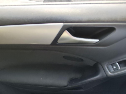 GUARNECIDO PUERTA TRASERA IZQUIERDA VOLKSWAGEN GOLF VI (5K1)(10.2008) 