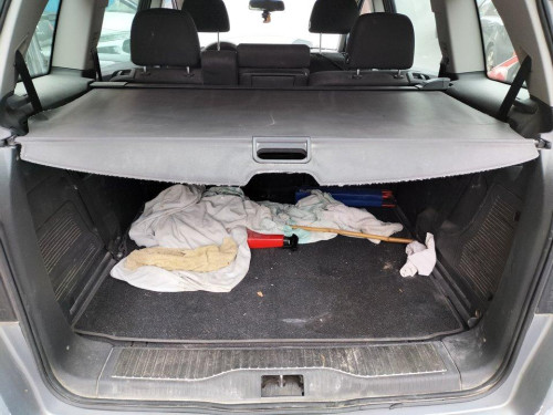  OPEL ZAFIRA B 