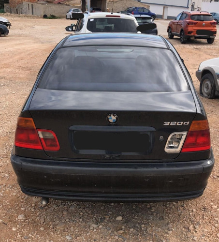BMW SERIE 3 BERLINA (E46) — автомобиль-донор на запчасти 