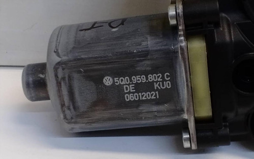 MOTOR ELEVALUNAS DELANTERO IZQUIERDO AUDI A3 SPORTBACK (8YA) 