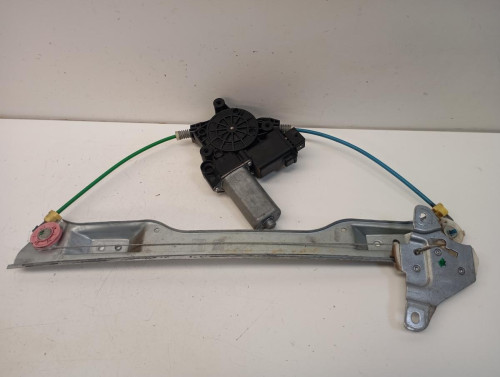 ELEVALUNAS DELANTERO DERECHO Opel CORSA D 