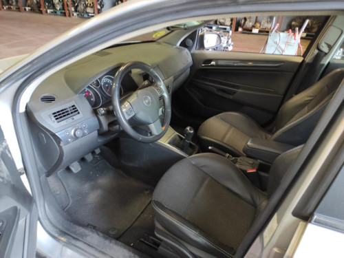OPEL ASTRA H BERLINA — автомобиль-донор на запчасти 