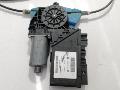 ELEVALUNAS DELANTERO DERECHO, VOLKSWAGEN, TOUAREG (7LA)