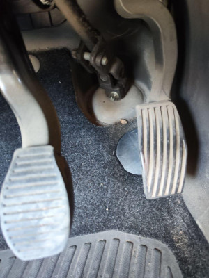 PEDAL EMBRAGUE