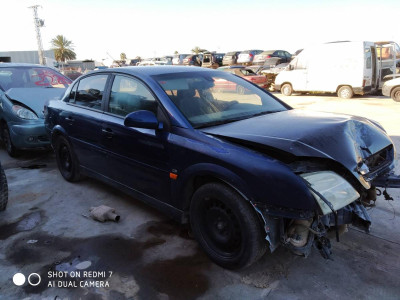 OPEL VECTRA C BERLINA