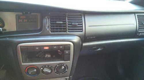  OPEL VECTRA B BERLINA 