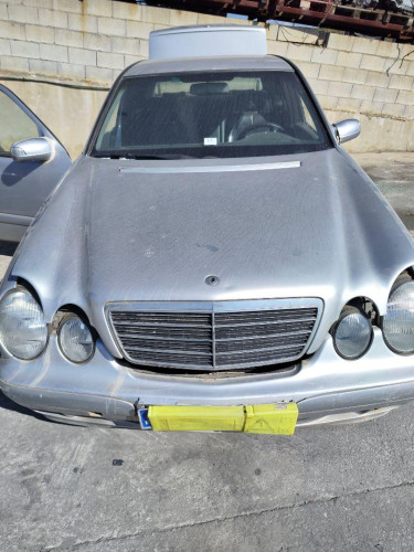 CAPO MERCEDES-BENZ CLASE E (BM 210) BERLINA 
