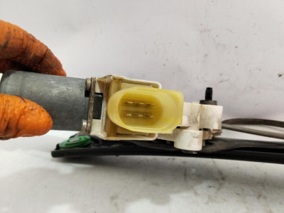 ELEVALUNAS DELANTERO IZQUIERDO, BMW, SERIE 1 BERLINA (E81/E87)