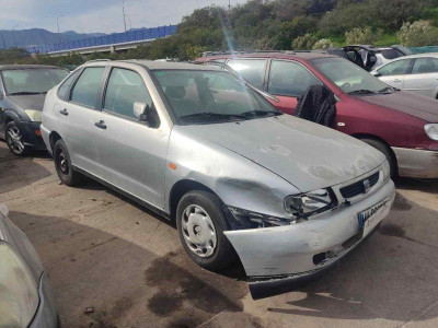 SEAT CORDOBA BERLINA (6K2)