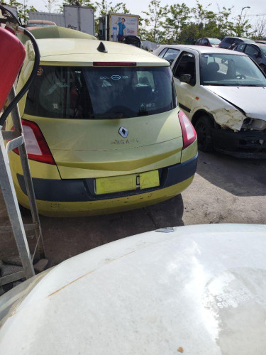 RENAULT MEGANE II BERLINA 5P — автомобиль-донор на запчасти 