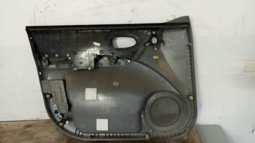 GUARNECIDO PUERTA DELANTERA DERECHA Hyundai MATRIX (FC) 