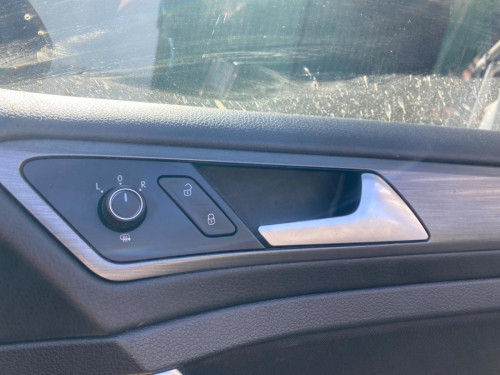 MANETA INTERIOR DELANTERA DERECHA Volkswagen GOLF VII (5G1/BE1) 