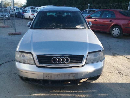  AUDI A6 BERLINA (4B2) 