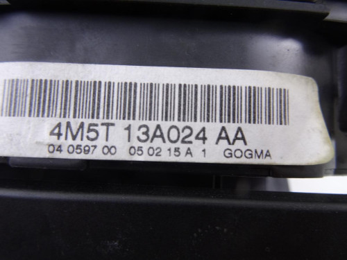  MANDO LUCES FORD FOCUS BERLINA (CAP) 