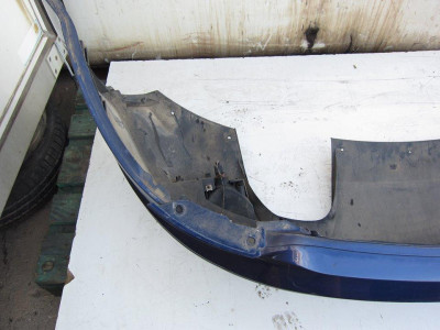PARAGOLPES TRASERO