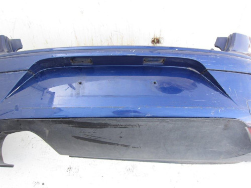 PARAGOLPES TRASERO 