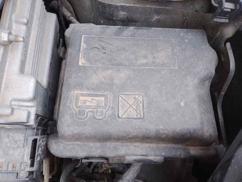 CAJA RELES / FUSIBLES PEUGEOT 208 