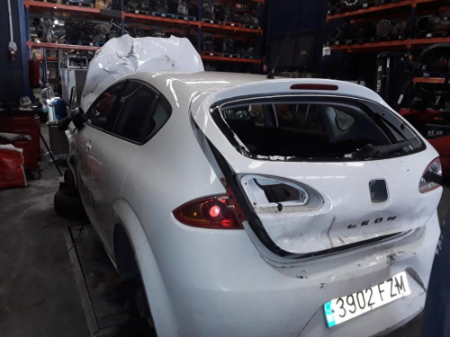 SEAT LEON (1P1) — автомобиль-донор на запчасти 