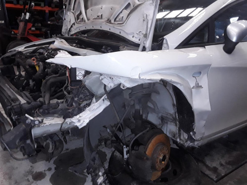 SEAT LEON (1P1) — автомобиль-донор на запчасти 
