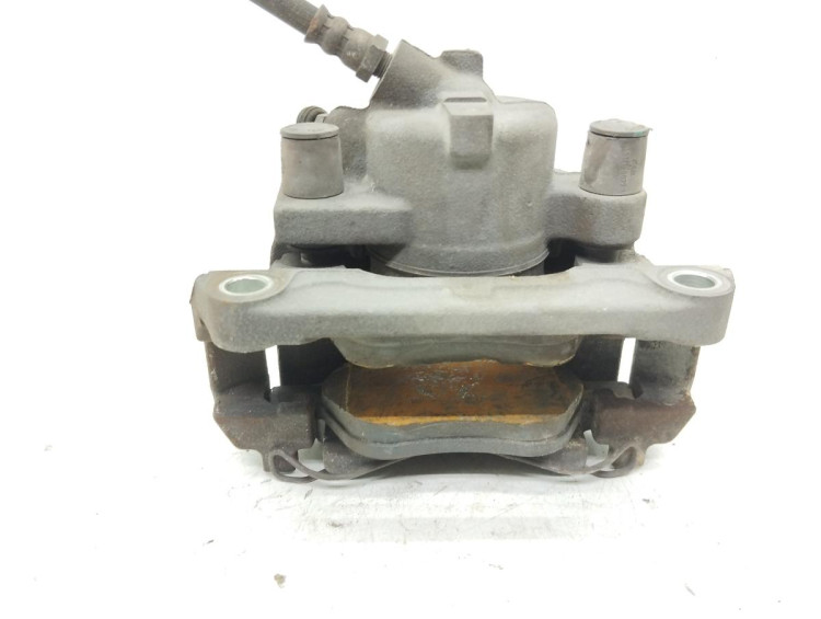 PINZA DE FRENO DELANTERA IZQUIERDA