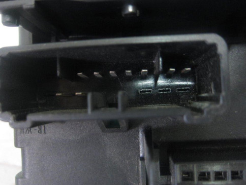  CAJA RELES / FUSIBLES OPEL VECTRA C BERLINA 