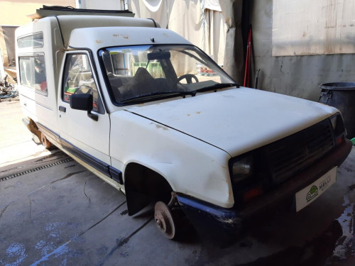 RENAULT RAPID /EXPRESS (F40) 