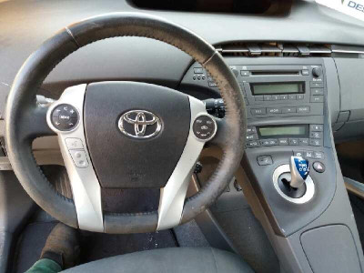 TOYOTA PRIUS (ZVW30)
