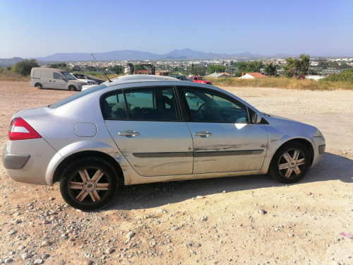 RENAULT MEGANE II BERLINA 5P — автомобиль-донор на запчасти 