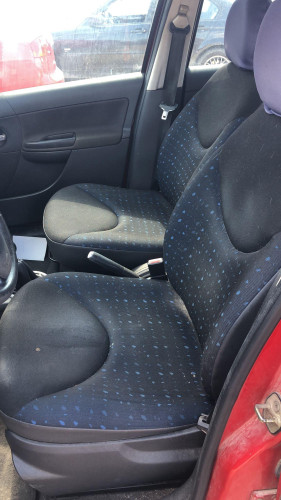 CITROEN C3 — vehículo donante para recambios 
