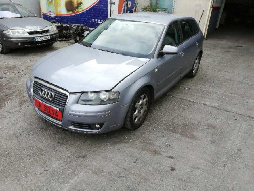 AUDI A3 SPORTBACK (8PA) — vehículo donante para recambios 