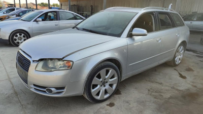 AUDI A4 AVANT (8E)