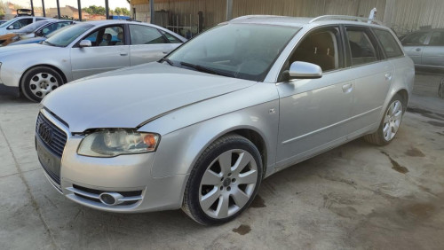 AUDI A4 AVANT (8E) — vehículo donante para recambios 