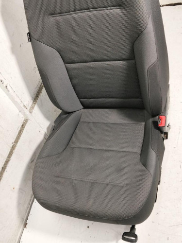  ASIENTO DELANTERO DERECHO Volkswagen GOLF VII BERLINA (BQ1/BE2) 