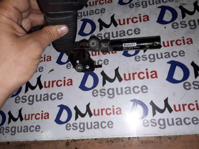 PRETENSOR AIRBAG DERECHO