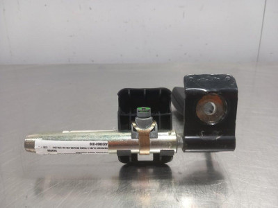 PRETENSOR AIRBAG IZQUIERDO