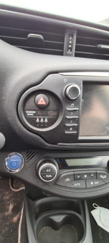  TOYOTA YARIS (XP13) 
