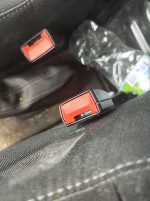 PRETENSOR AIRBAG IZQUIERDO