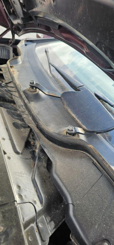  BRAZO LIMPIA DELANTERO DERECHO Mercedes-Benz CLASE R (BM 251) 