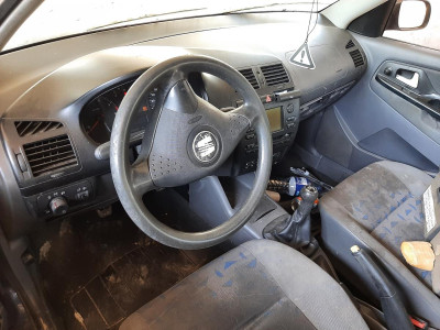 SEAT CORDOBA BERLINA (6K2)