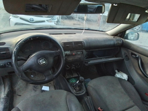  SEAT LEON (1M1) 