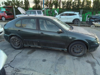 SEAT LEON (1M1)