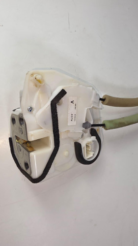  CERRADURA PUERTA TRASERA DERECHA MAZDA 3 BERLINA (BL) 