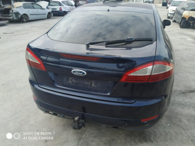 FORD MONDEO BERLINA (CA2)