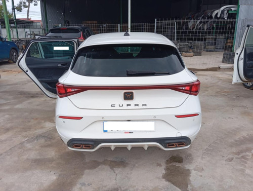  CUPRA LEON (KL1) 